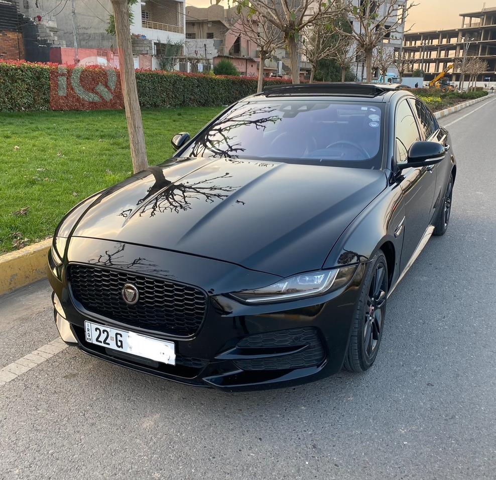Jaguar XE